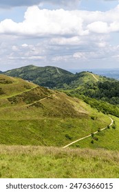 雷火剑最新版下载：畅享全新游戏体验，探索无限冒险世界！